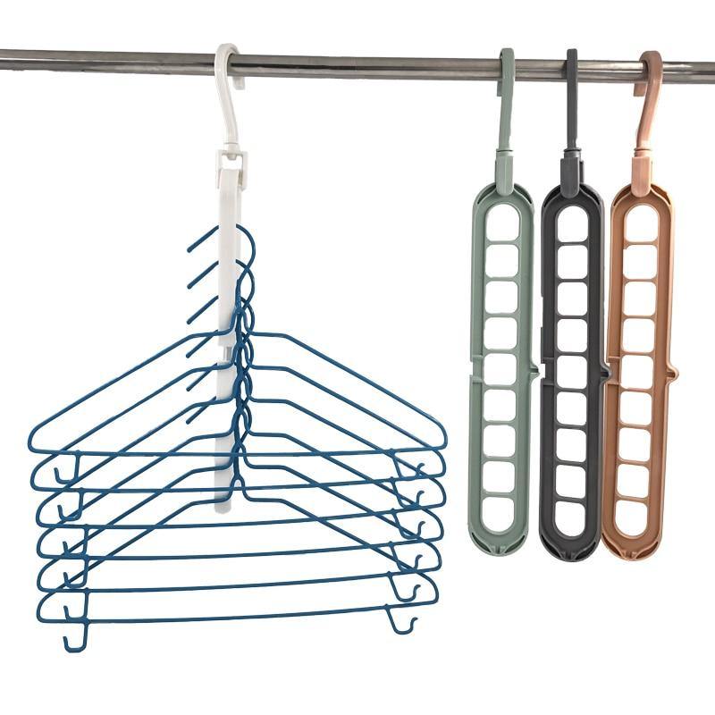 Multi-port Rotatable Clothes Hanger.