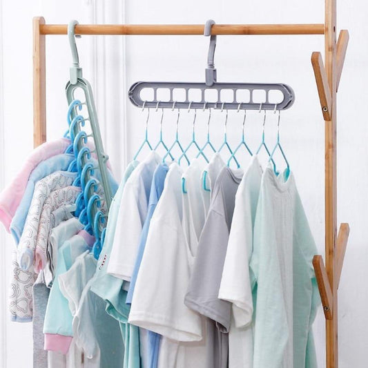 Multi-port Rotatable Clothes Hanger.