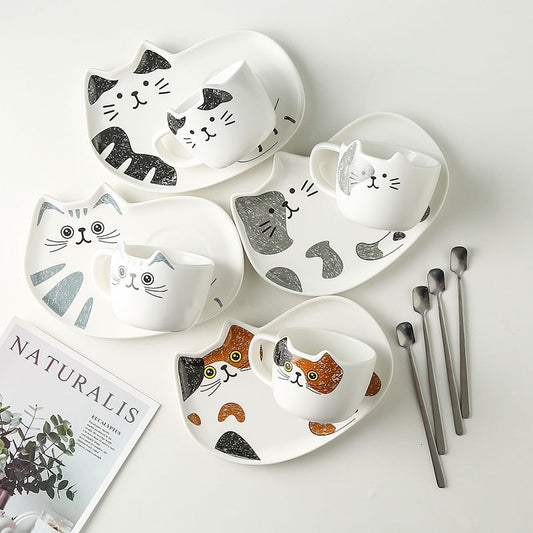 Japanese style cat ceramic cup set